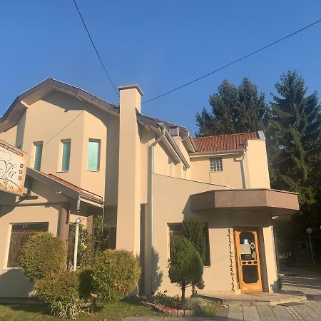 Garni Hotel Vir Vrnjačka Banja Exterior foto